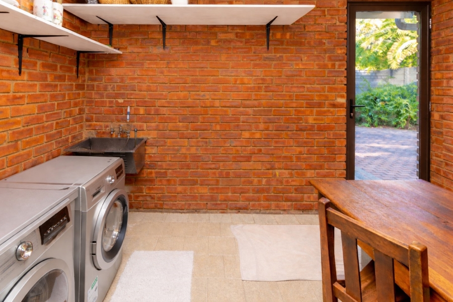 3 Bedroom Property for Sale in Ifafi North West